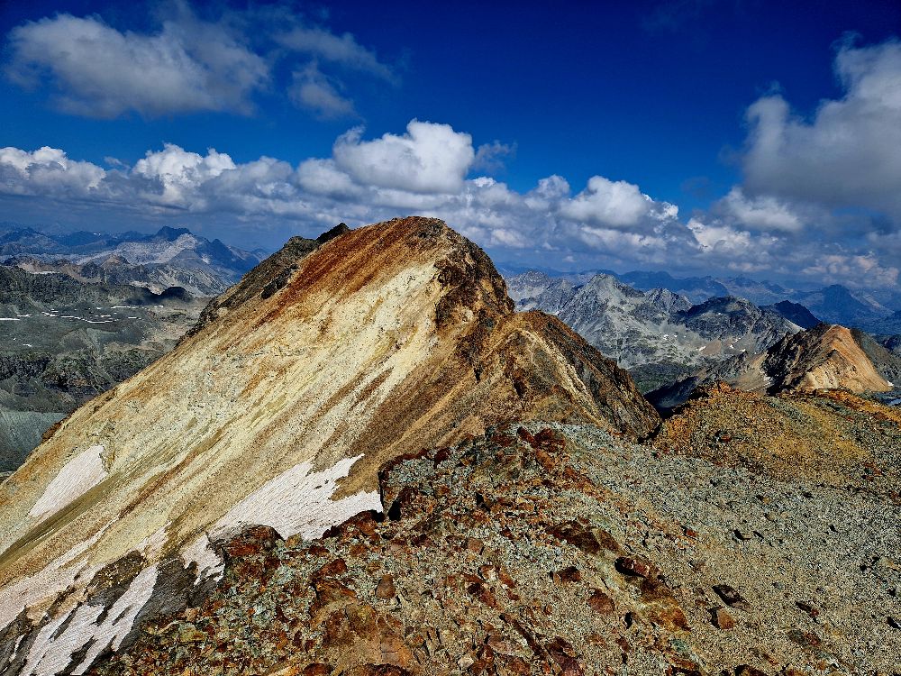 4.%20Aussicht%202.%20Gipfel 4.%20Aussicht%202.%20Gipfel
